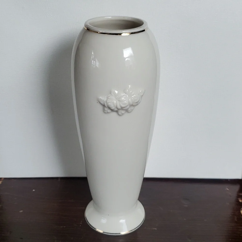 Lenox Rose Blossom Bud Vase - Picture 4 of 8